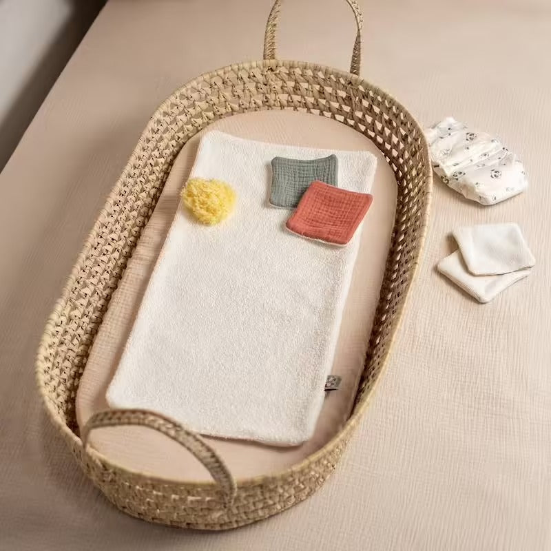Set 4-en-1 : panier à langer avec matelas, housse et tapis nomade